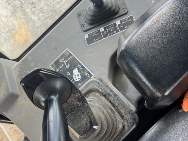 2024-deere-650-lgp-image-13