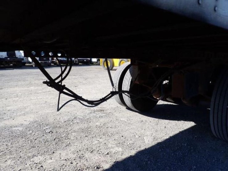 2011-manac-53-ft-image-14