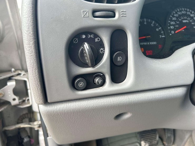 2005-chevrolet-trailblazer-image-15