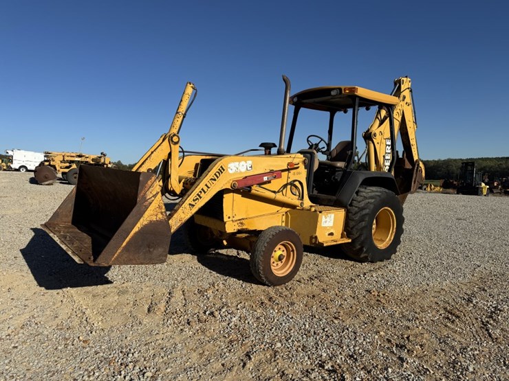 1997-deere-310e-image-1