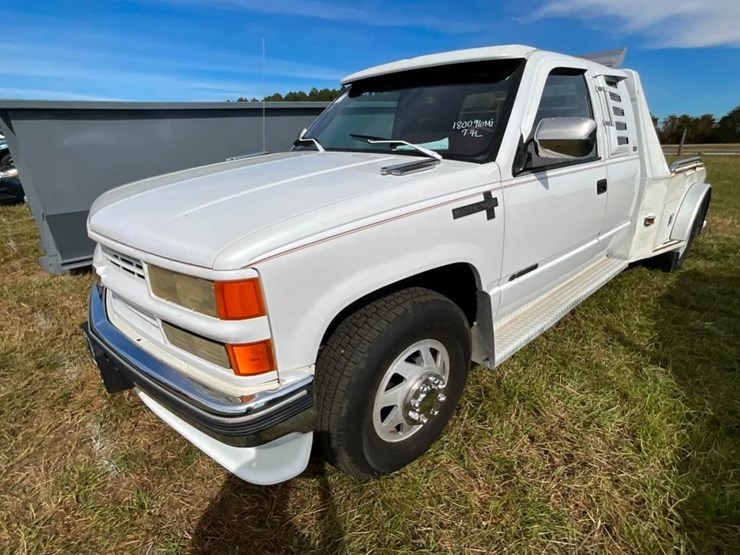 1992-chevrolet-3500-image-3
