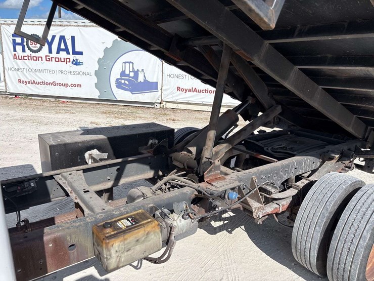 2012-ford-f550-image-7