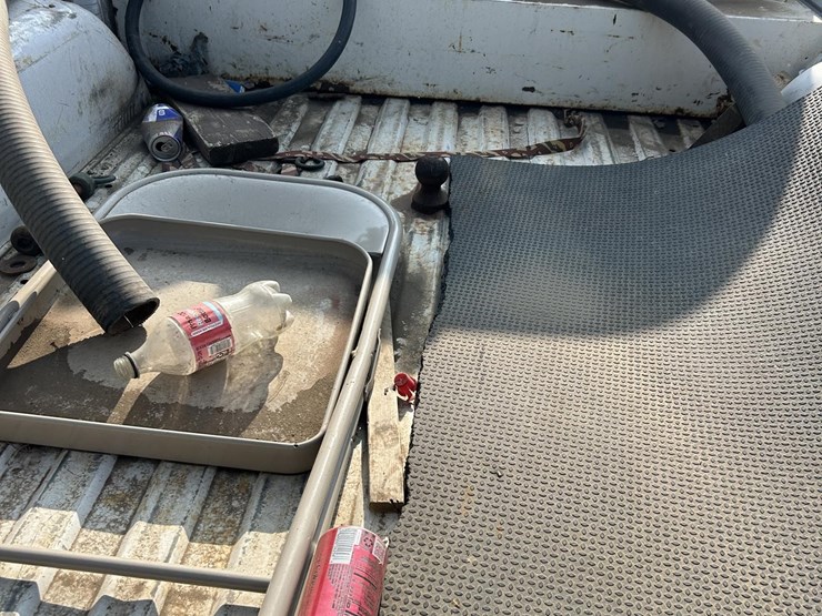 1996-chevrolet-3500-image-22