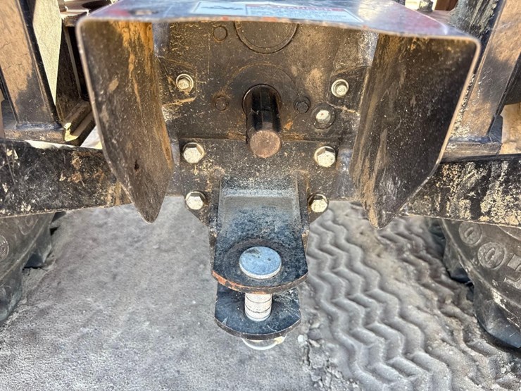 rural-king-rk25h-tractor-image-14