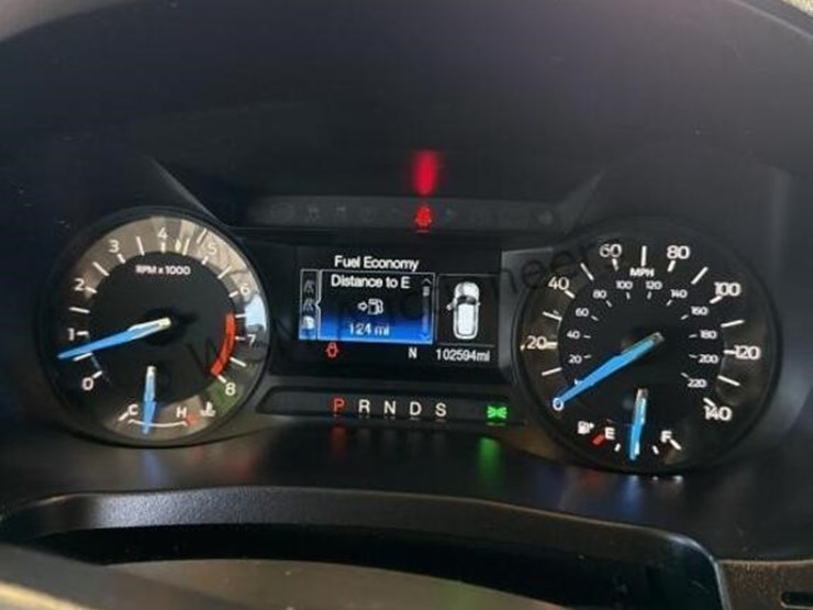 2017-ford-explorer-image-18