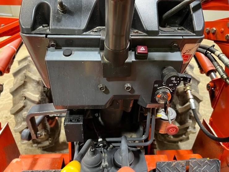 kubota-l3000dt-image-25