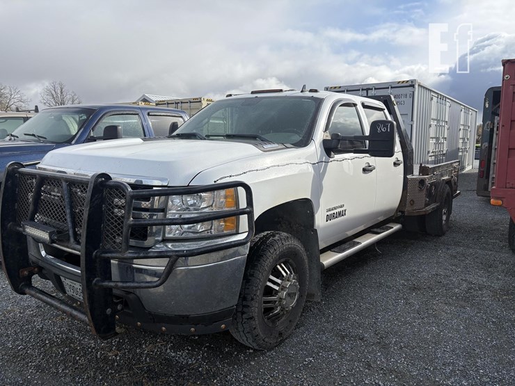 2012-chevrolet-silverado-3500-image-1