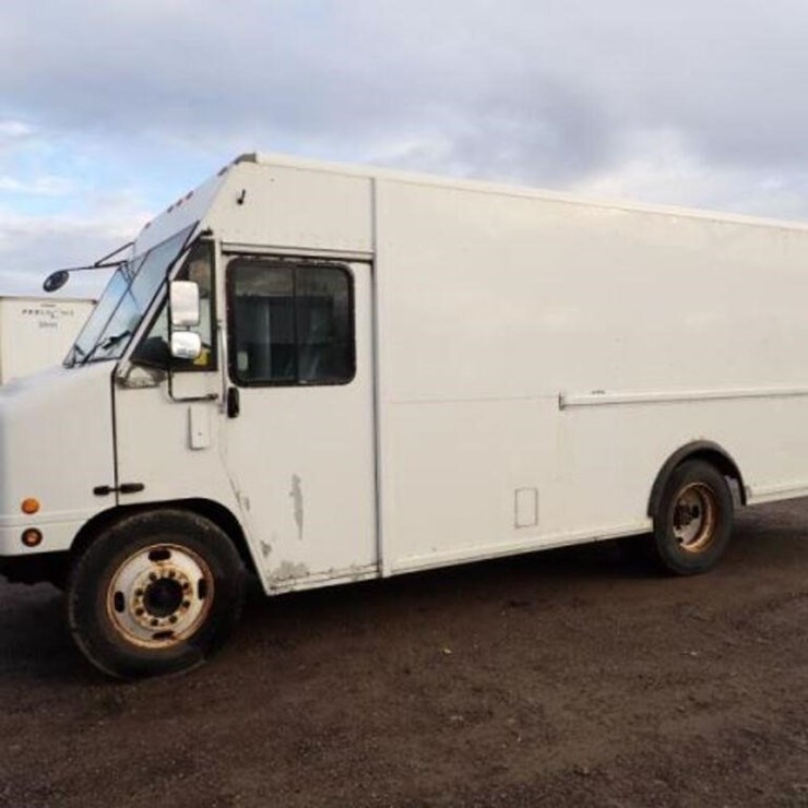 2005 INTERNATIONAL 1652