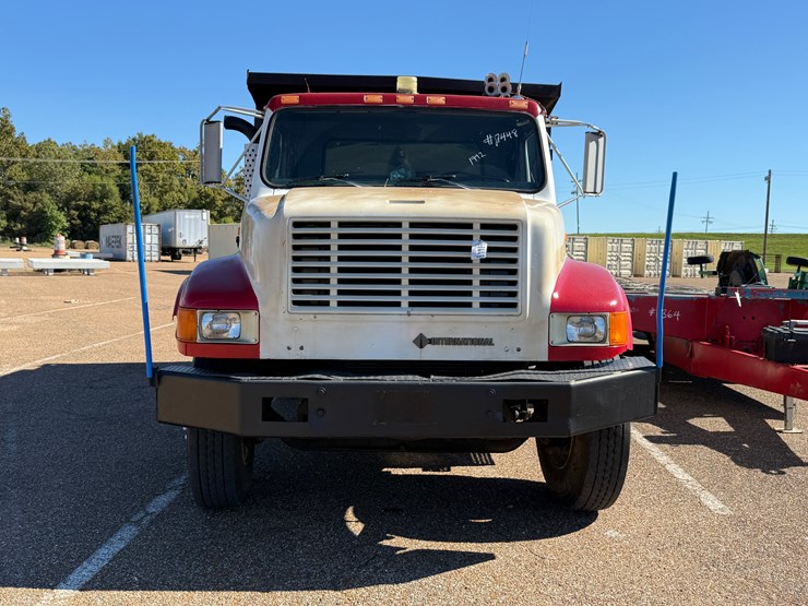 1992-international-4000-image-3