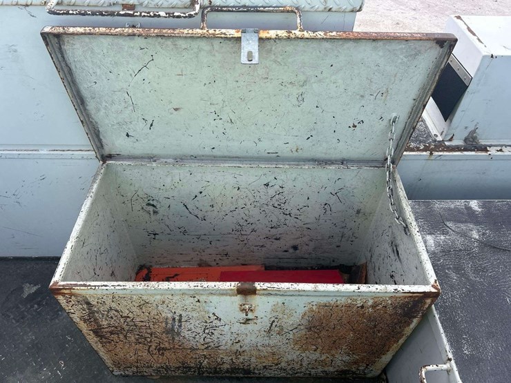 2016-freightliner-m2-106-altec-am50-50ft-bucket-truck-image-43