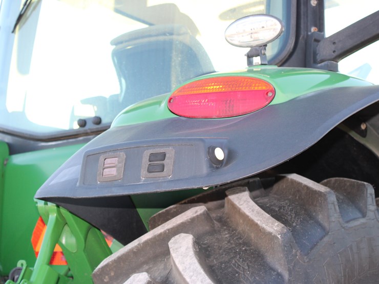 john-deere-r-image-39