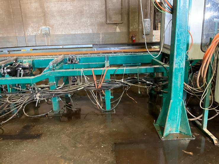 #100-•-2014-wood-mizer-wm4000-thin-kerf-image-10