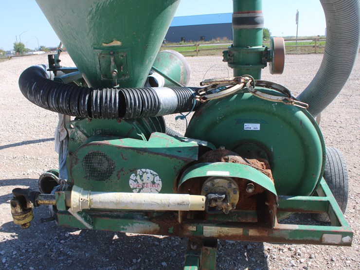 #2071-•-neuro-8100-airleg-grain-vac-image-12