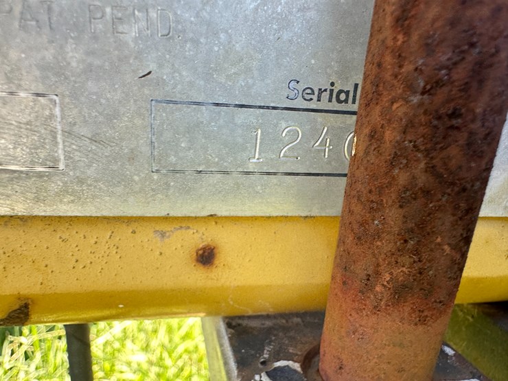 #32236-•-nammoc-levee-squeeze-w/marliss-levee-seeder-image-30