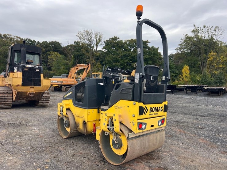 2019-bomag-bw120ad-5-image-2