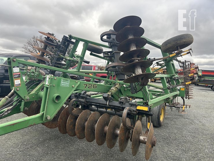 john-deere-726-image-3