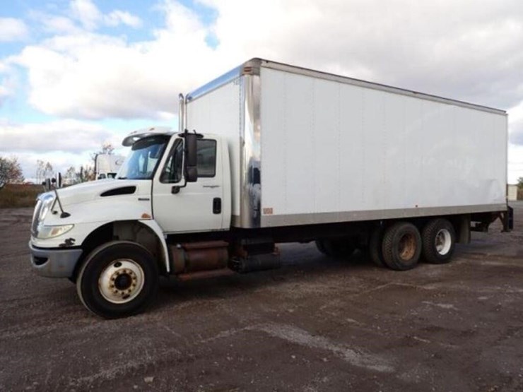 2008-international-durastar-4400-t/a-van-truck-1ht-image-1