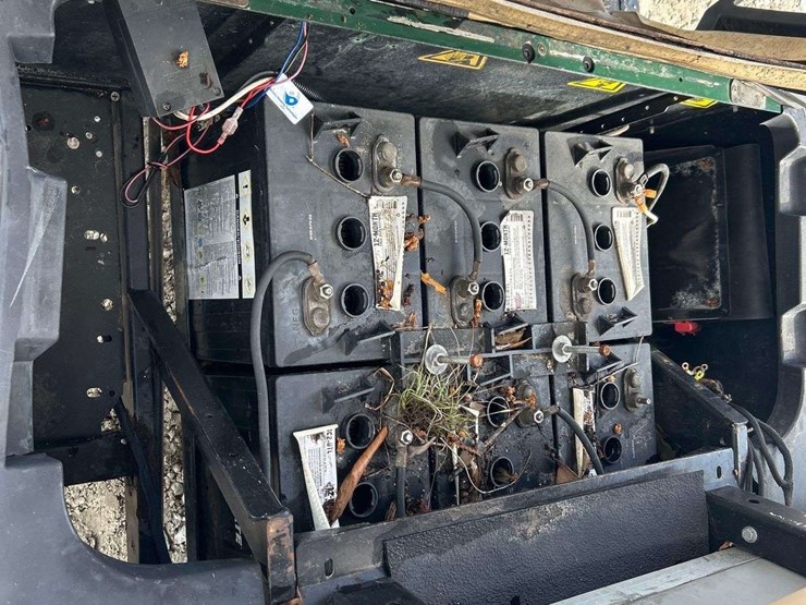 cushman-electric-cart-image-6