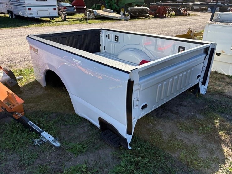 2024-ford-f350-image-7