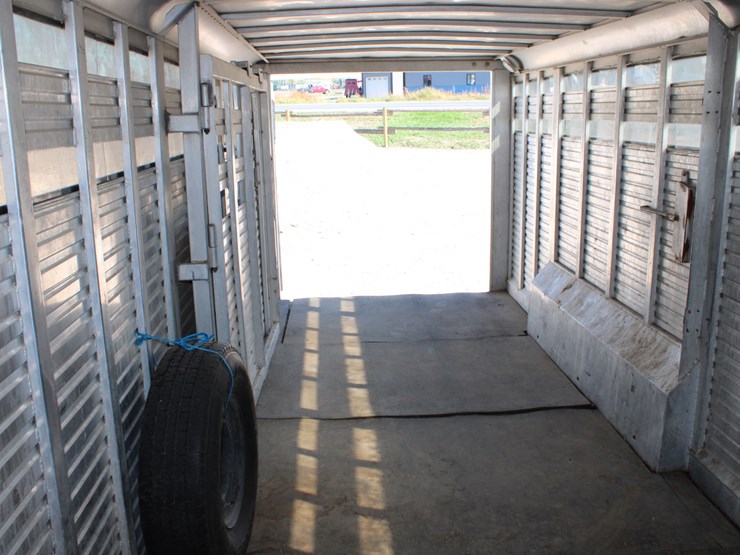 #2090-•-#2090--1988-sooner-aluminum-stock-trailer-image-13