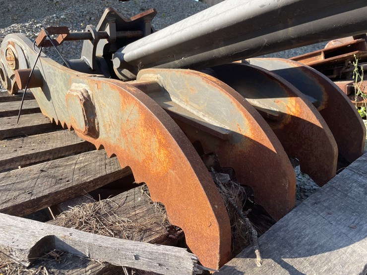 #1029-•-strickland-excavator-thumb-image-3