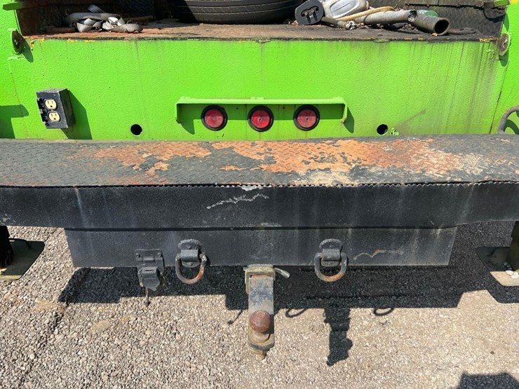 2001-international-4700-image-22