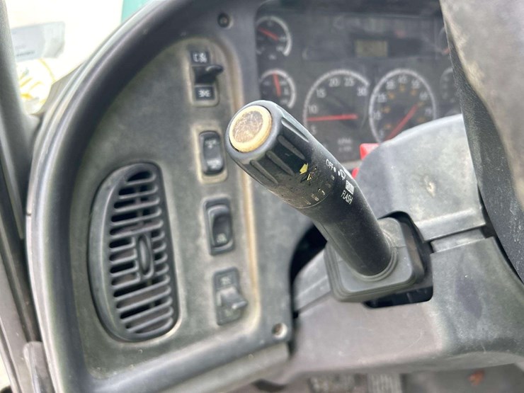 2007-freightliner-m2-106-medium-duty-pac-man-rl10-10-cuyd-refuse-garbage-truck-image-19