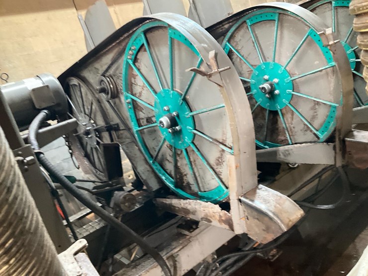 #130-•-wood-mizer-pallet-lumber-resaw-image-64