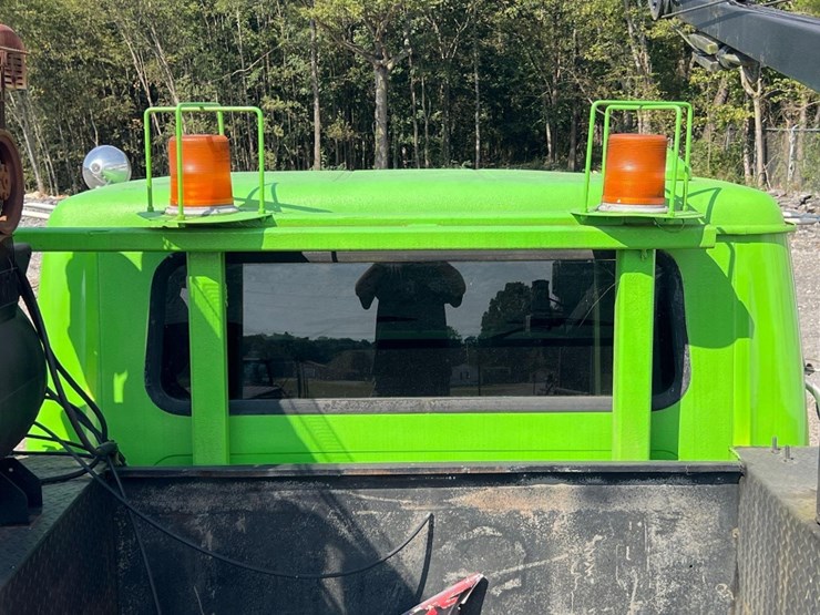 2001-international-4700-image-26