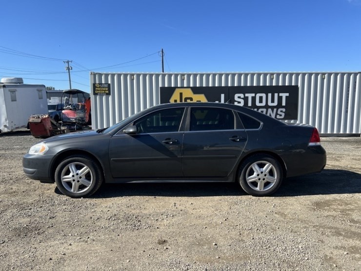 2012-chevrolet-impala-sedan-image-7