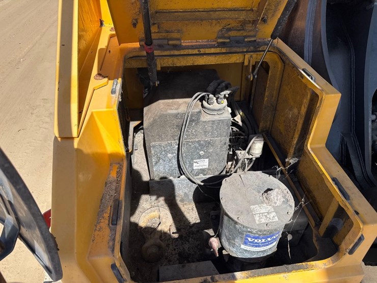 2018-volvo-ec480el-image-32