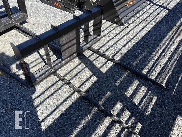 pabreak-bale-spears-image-1