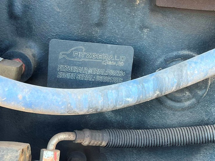 2017-peterbilt-389-image-19