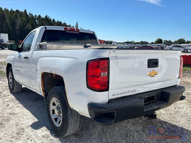 2015-chevrolet-1500-image-4