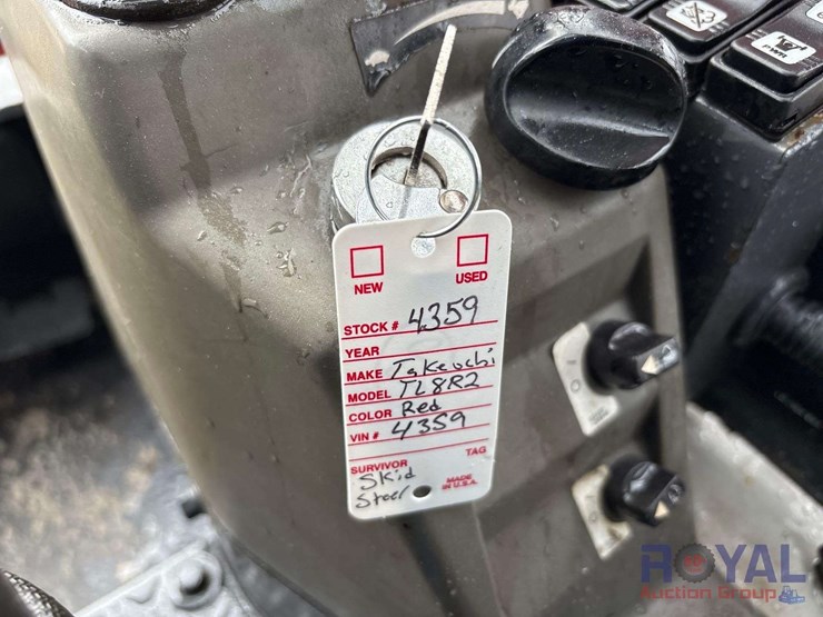 2016-takeuchi-tl8r2-image-40