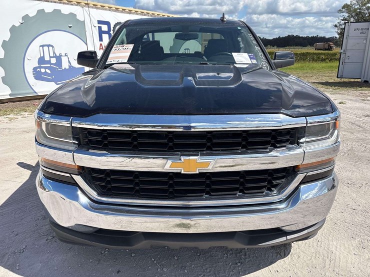 2018-chevrolet-silverado-1500-image-30