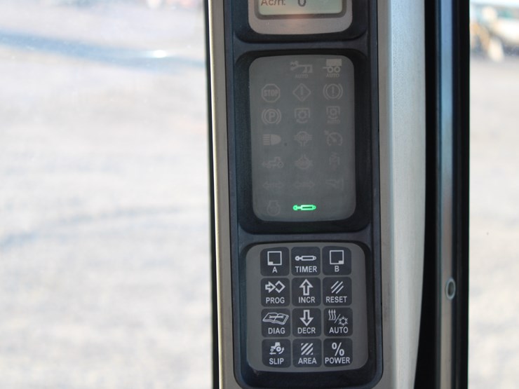 international-4100-image-83