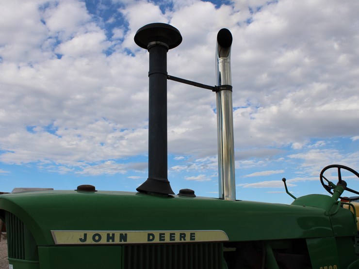 john-deere-4520-image-23