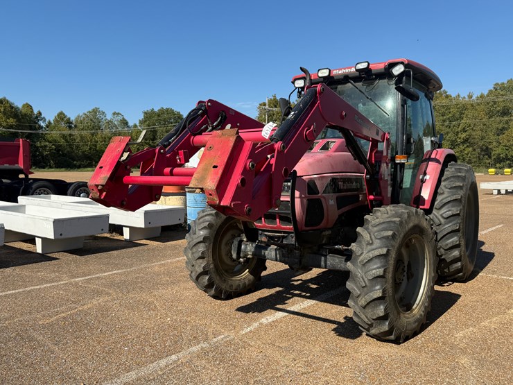 mahindra-8560-image-2