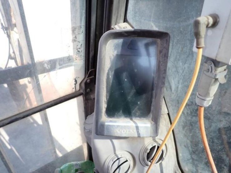 2014-volvo-ecr305cl-image-12