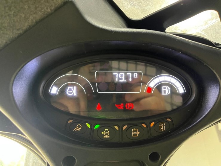 2023-bobcat-s650-image-18