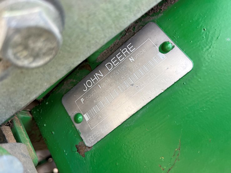 2000-john-deere-567-image-19