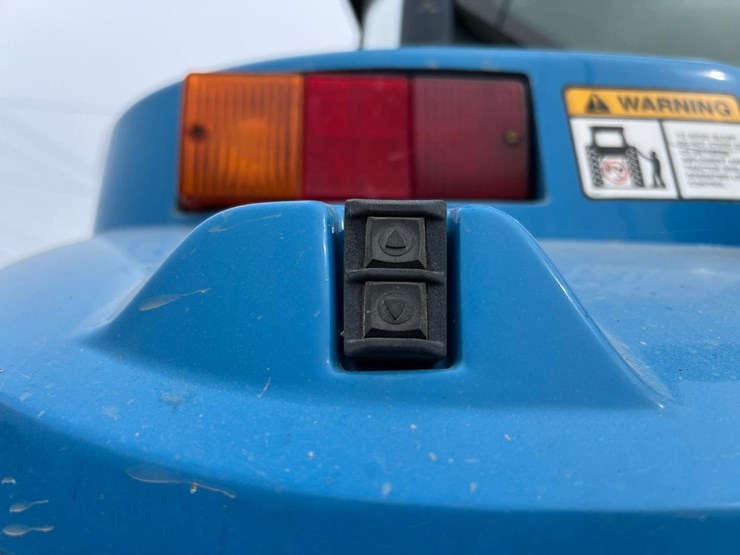 new-holland-8770-image-15