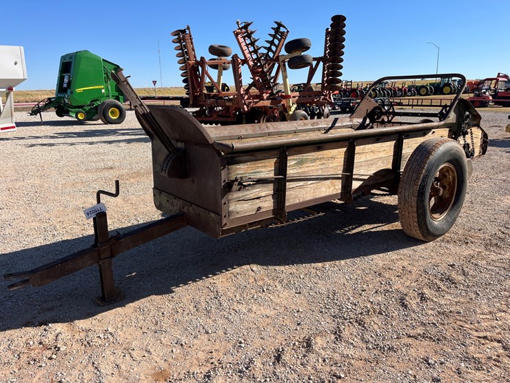 #t15024-•-john-deere-manure-spreader-image-1