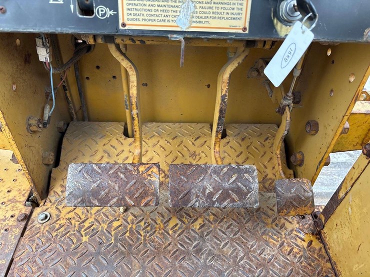 caterpillar-d3c-lgp-image-30