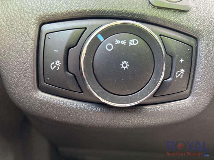 2014-ford-transit-connect-image-15