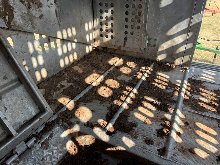 #t8078-•-*description-coming-soon-image-16