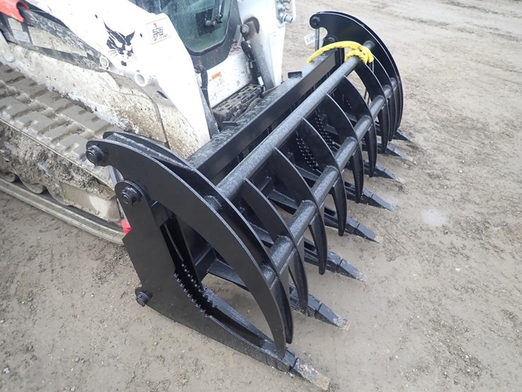 wildcat-84"-heavy-duty-skid-steer-root-rake-grapple-image-3
