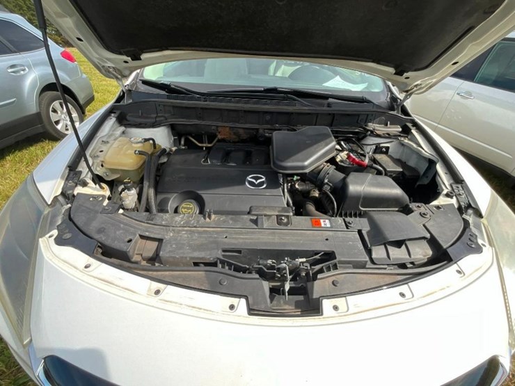 2014-mazda-cx9-image-12