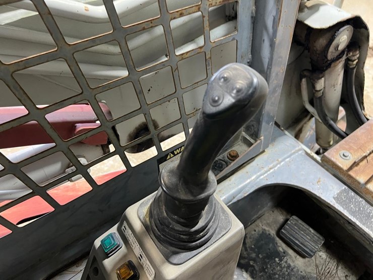 takeuchi-tl130-image-26